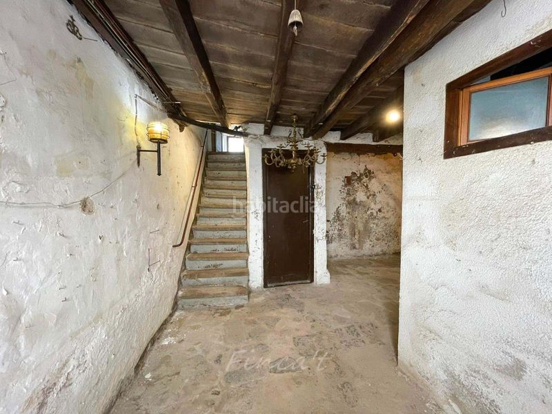 Foto dbd5cf8d-cda1-457d-b74d-e86c65fb5b6f. Casa adossada a carrer de la tosca 17 a Moià