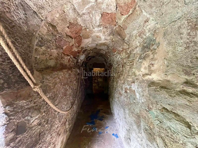 Foto ec5a03fd-08d2-43d3-b016-9fb144bb2e6a. Casa adossada a carrer de la tosca 17 a Moià