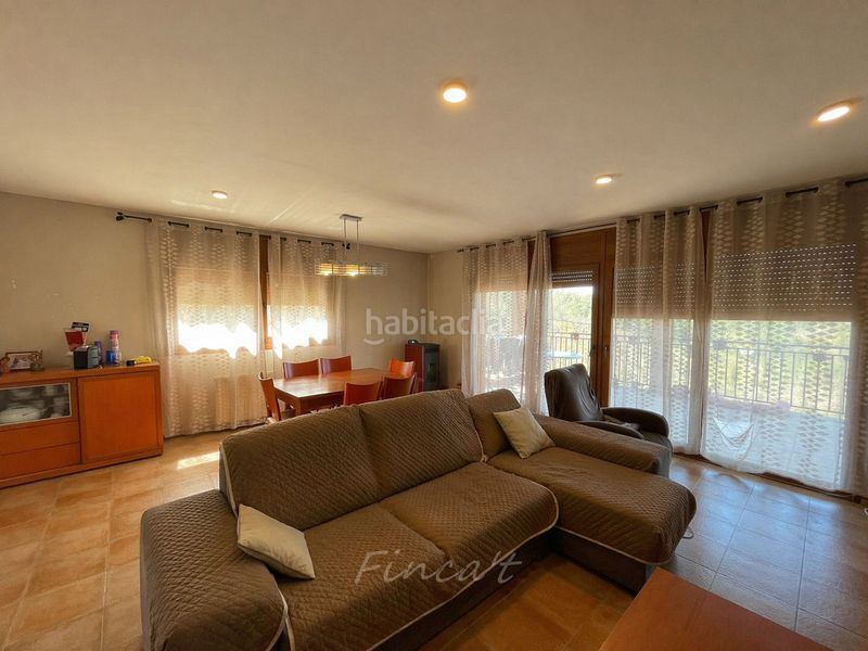 Foto 581f644a-5674-4224-9dda-6236d6bd8184. Casa amb calefacció a Moià