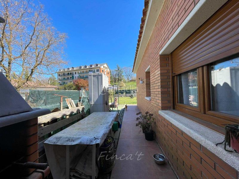 Foto 9b2e81c8-989f-403d-b0af-17d43918f72d. Casa amb calefacció a Moià