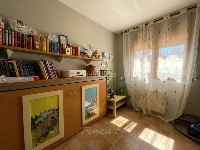 Foto 9dea6cc3-41ea-4e73-853a-e939b536a2f0. Casa amb calefacció a Moià