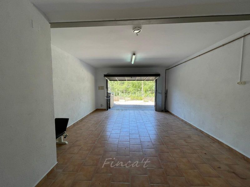 Foto 2ac649da-216a-4385-b8a8-f8b7a3f60e25. Casa a Moià