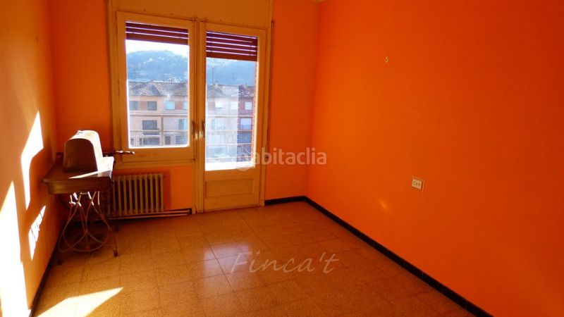 Foto 1ff56a64-fed0-4479-b42d-848226f545f9. Casa amb calefacció aparcament a Moià
