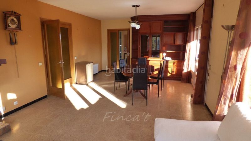 Foto a2a3a10e-4116-4f16-ad69-8666ca27f868. Casa amb calefacció aparcament a Moià