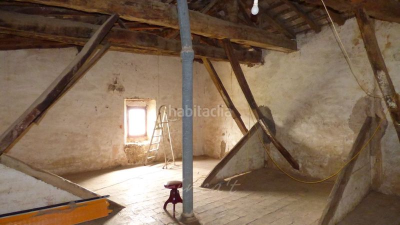 Foto 3214f529-d1df-40cb-8380-e7c21f07c734. Masia amb aparcament a Castellterçol