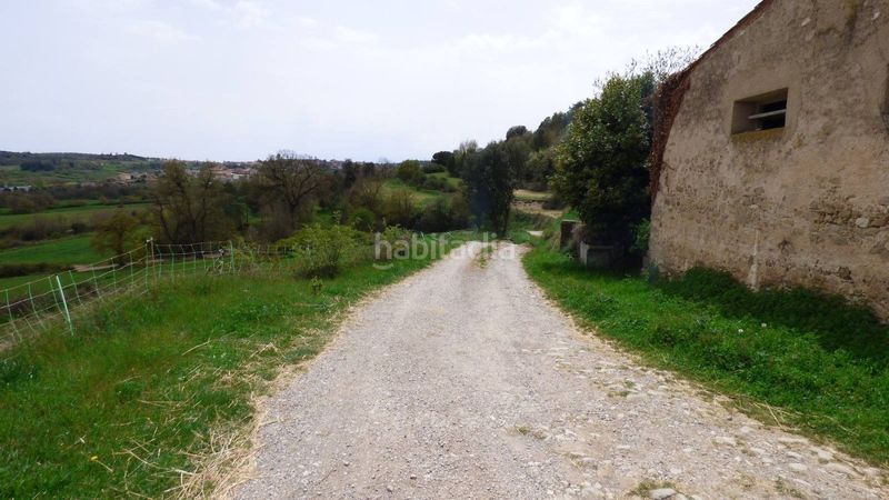 Foto c33758ae-2f8c-445a-a7cf-449ab8d3343c. Masia amb aparcament a Castellterçol