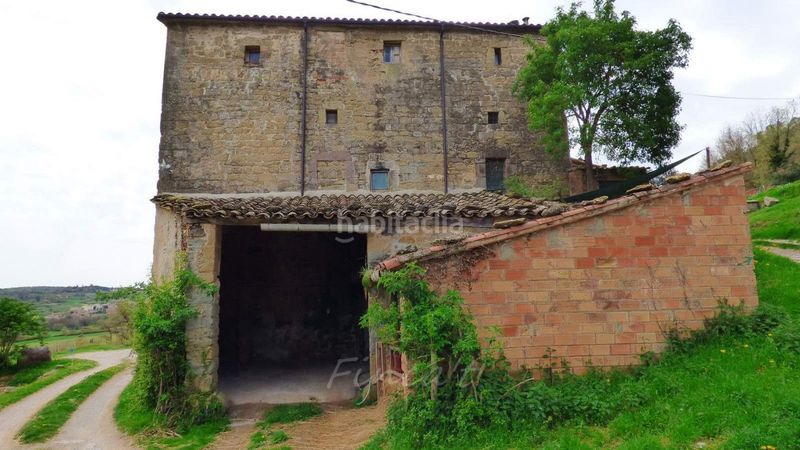 Foto e4ae029f-e395-4930-9d6b-ddad54c1a3ed. Masia amb aparcament a Castellterçol