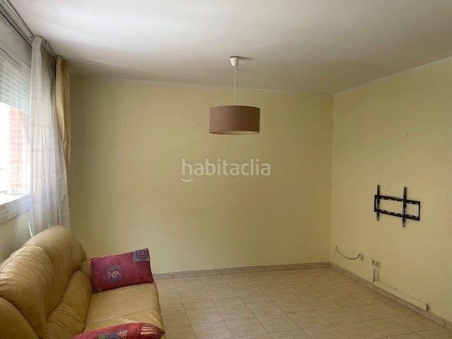 Foto aabb89a3-8b55-4e5a-9c5d-1e2818aaa1a1. Casa adossada amb calefacció aparcament a Santa Margarida de Montbui