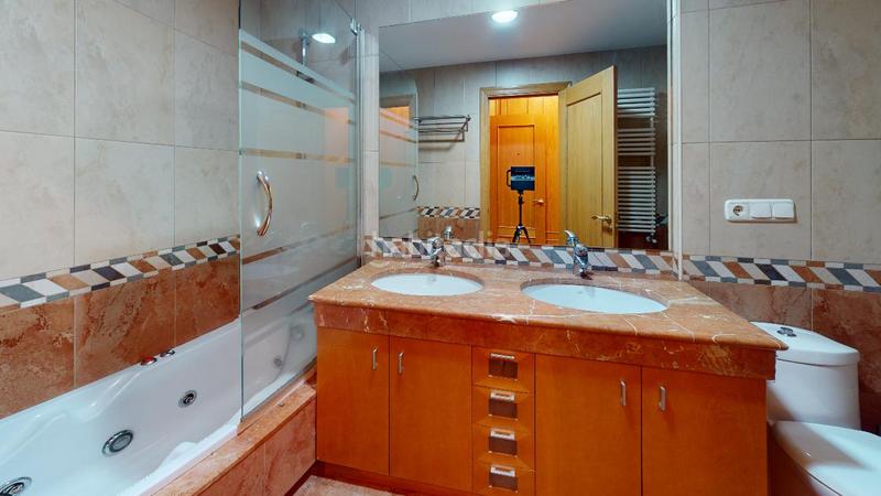 Foto 34679d34-f528-4e4c-94c5-ca02feb87b49. Appartamento in carrer de la dosadella 35 in L´Aldosa-Anyós La Massana