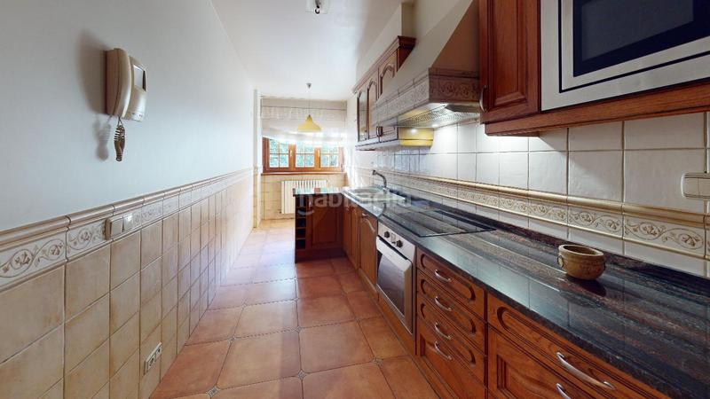 Foto ce487a39-e6b2-4d66-b71f-698229041419. Appartamento in carrer de la dosadella 35 in L´Aldosa-Anyós La Massana
