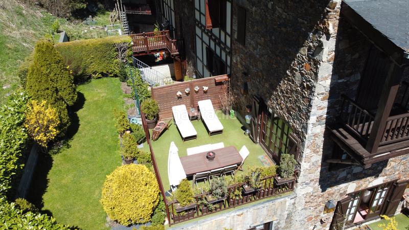 Foto dbd26a58-8bcd-4de4-ac82-41349b5ea8a7. Casa adosada borda dúplex en venta en bordes d'arinsal en La Massana