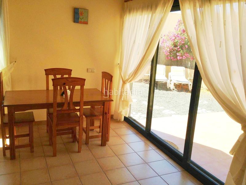 Foto c816f742-6f77-4b8e-9c97-469dd75b809a. Casa a Corralejo Oliva (La)