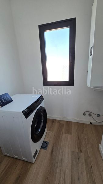 Foto cfa3904b-13d6-43bd-a56a-b60fa8d68254. Casa adossada a Corralejo Oliva (La)