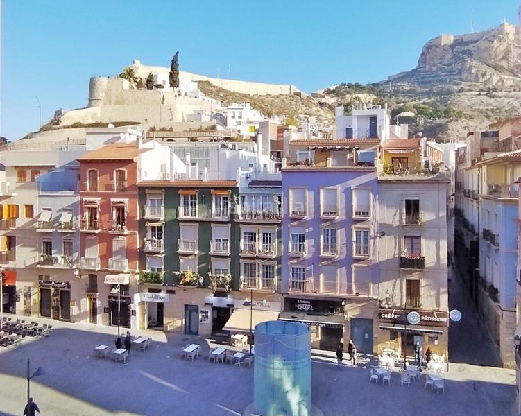 Foto 5f83fb3f-b92b-425e-a3cf-efaaa66859d8. Flat with heating in Barrio del Centro Alicante