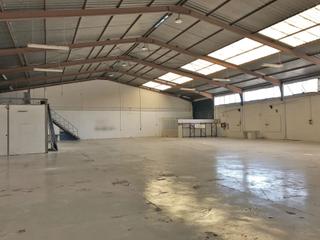 Nave industrial en Pla de la Vallonga