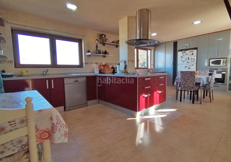 Foto cbeb15ff-400e-4d22-ac30-50f2106c3653. Casa amb calefacció piscina a Sierra Helada Benidorm