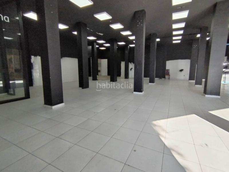 Foto 405cc6d8-a6c9-4a97-8b3c-ec6d01cdbfae. Lloguer local comercial a Benalúa Alicante