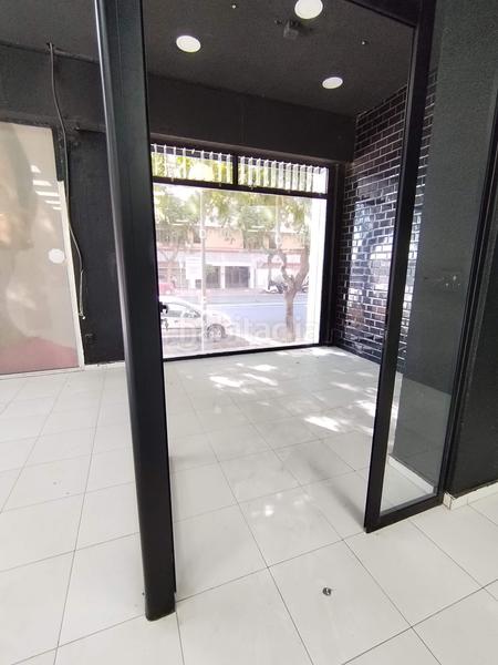 Foto 4ca434c4-012d-4ab1-b851-0a59fe2abfc4. Location local commercial dans Benalúa Alicante