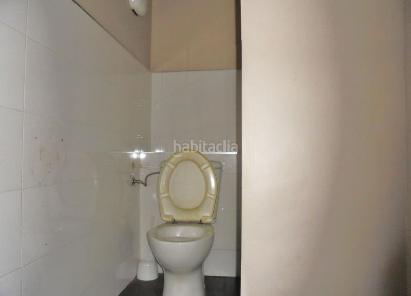 Foto 7a1486ff-36da-4283-9ced-4fe9c4b42d30. Alquiler local comercial local premium en avenida muy comercial en ensanche diputacion en Alicante