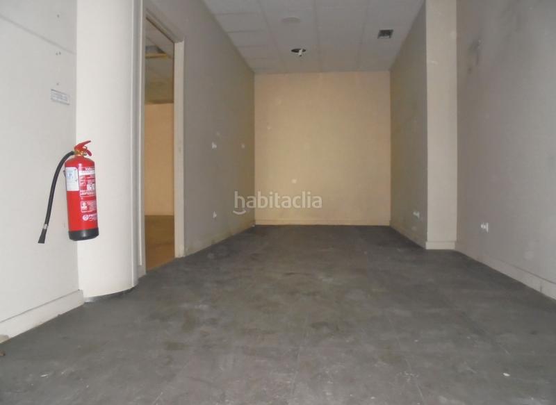 Foto 9ee81535-0520-491e-b852-0ec3c9a4df68. Alquiler local comercial local premium en avenida muy comercial en ensanche diputacion en Alicante