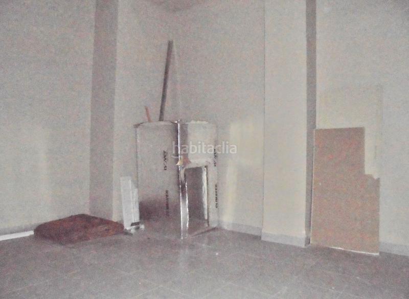 Foto bb02c425-7fa6-4310-8fd4-26f8f139b7ff. Alquiler local comercial local premium en avenida muy comercial en ensanche diputacion en Alicante