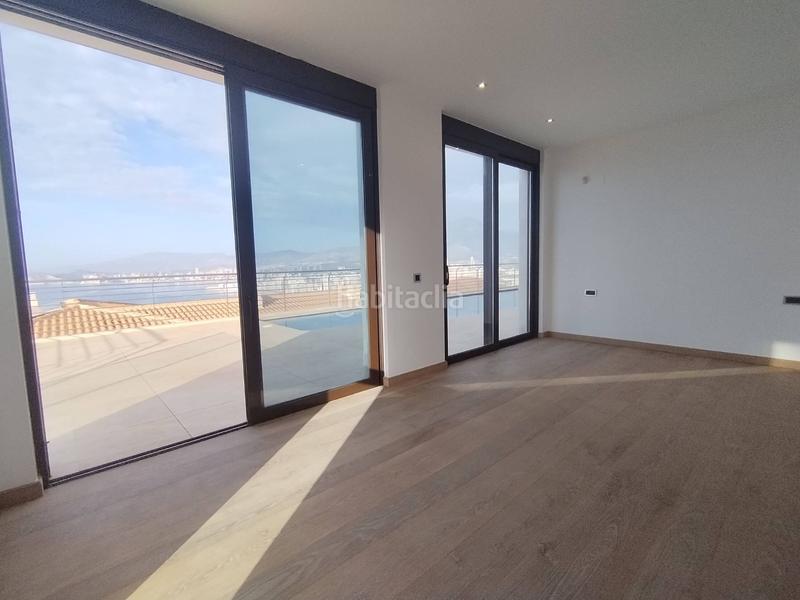 Foto 097835c7-d20e-4913-8139-c36a7d1c136d. Chalet mit heizung parking pool in Rincón Alto Benidorm