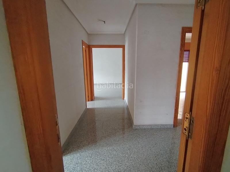 Foto 5f264616-f2f8-4030-af7e-1b1cb7a0e5b6. Edificio en Monforte del Cid