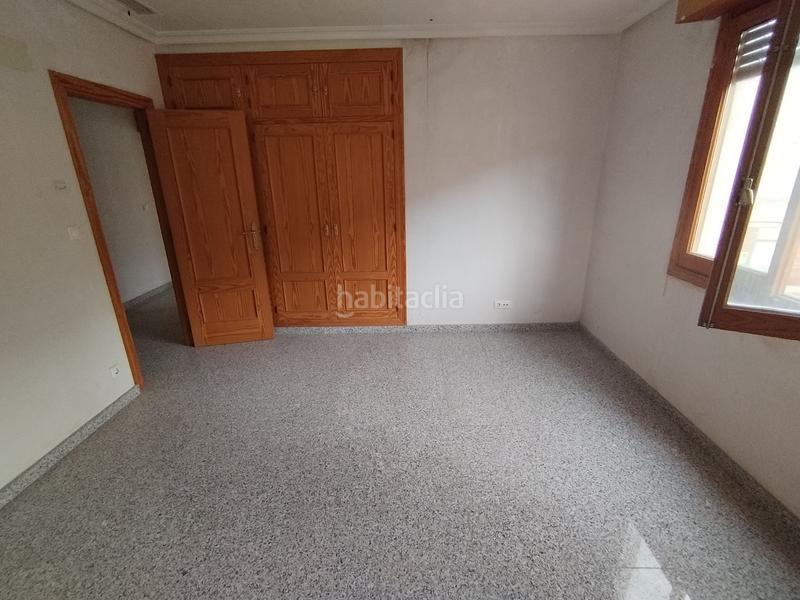 Foto a176c686-5acb-4241-87a0-9fade9b80b4f. Edifici a Monforte del Cid