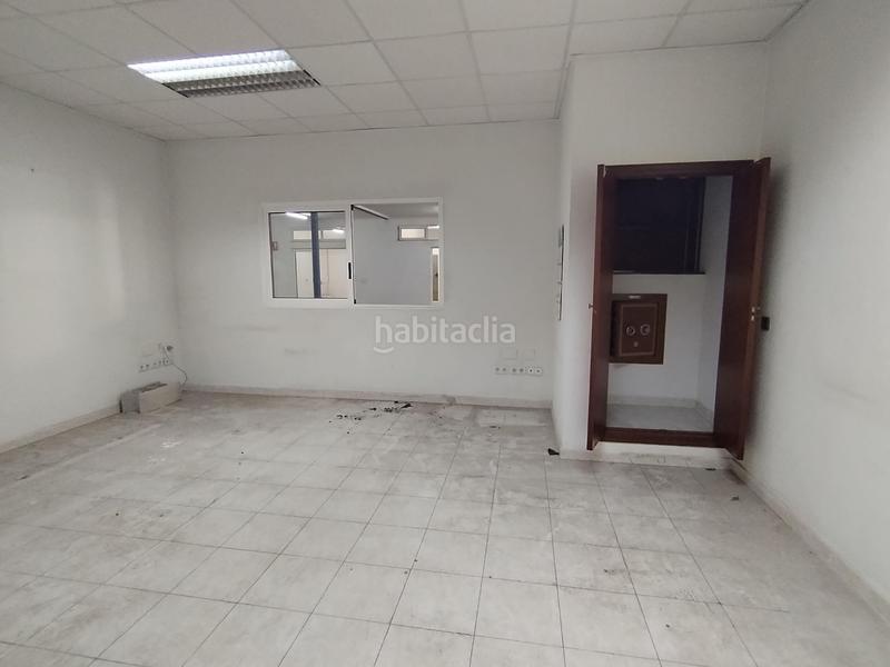 Foto f4c3c241-64db-42fc-9996-c218f5961d0b. Location bâtiment à usage industriel dans Pla de la Vallonga Alicante