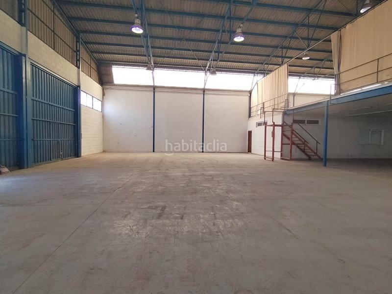 Foto e213bd8d-6bbe-4bee-b33e-ebd5ef14506d. Lloguer nau industrial a Pla de la Vallonga Alicante