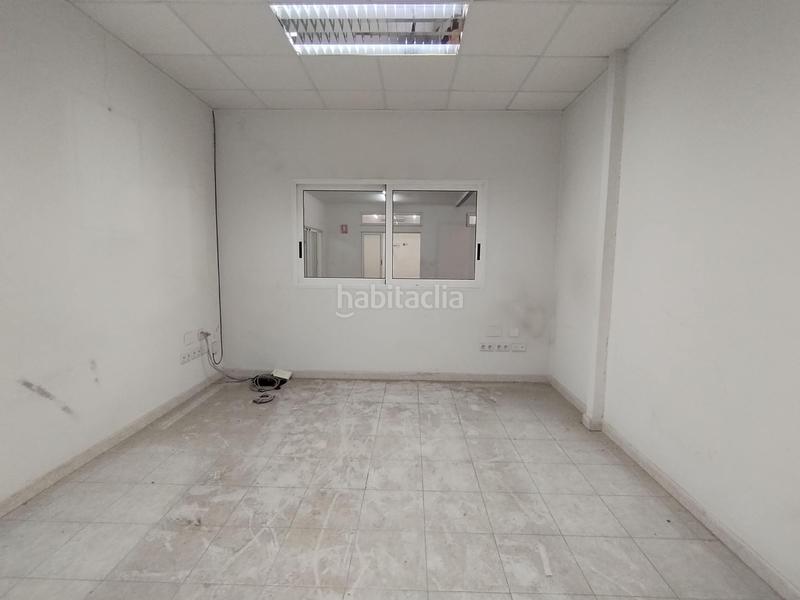 Foto 12d3f7d0-7225-4519-b043-dc44187e27ab. Alquiler nave industrial en Pla de la Vallonga Alicante