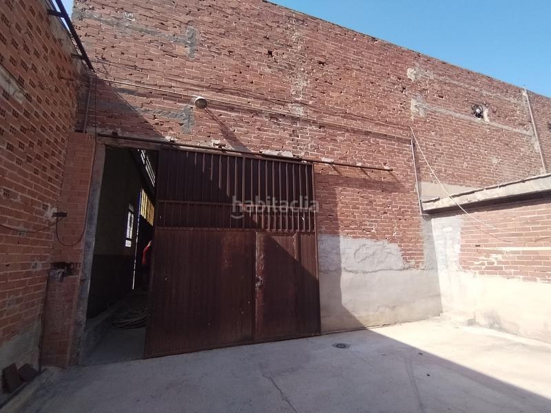 Foto 043fb387-46fb-4c3e-af44-21574af5ad51. Nau industrial a Novelda