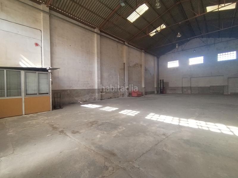 Foto 5b0c7e2d-0bf7-41a9-a008-60b47b53253e. Nau industrial a Novelda