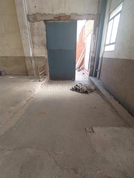 Foto e6e005ae-f25d-4004-bf13-6e50bda0b17b. Nau industrial a Novelda