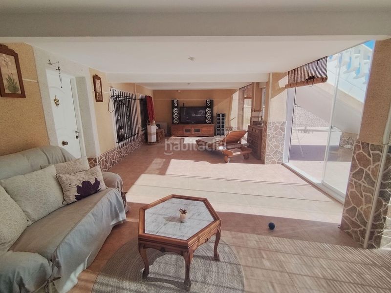 Foto 4a0878d8-a132-44f4-bf7e-6e0b20a8a9a9. Chalet con parcheggio piscina in Novelda