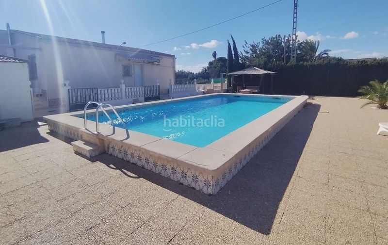 Foto b483718a-38f9-435f-9d05-a183bea6e22e. Chalet con parcheggio piscina in Novelda