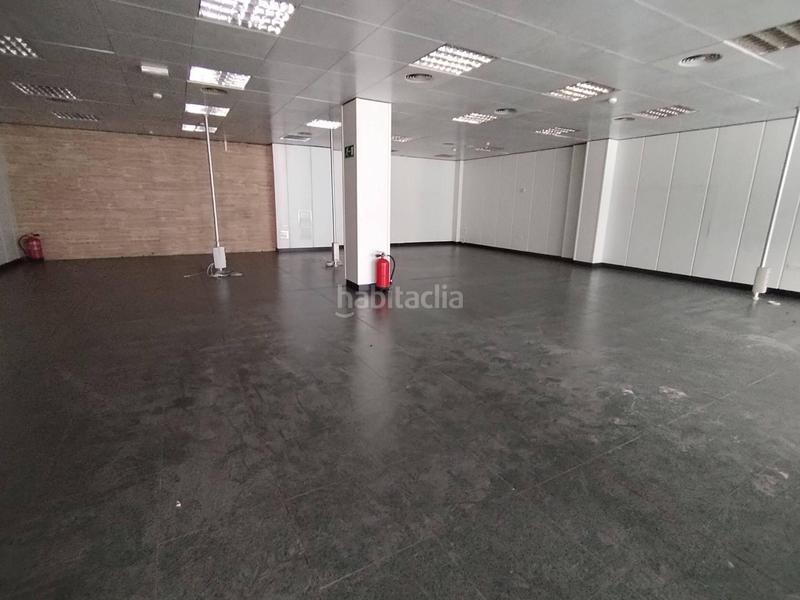 Foto 8b5abb4e-f456-42e3-aeb1-e23ef7fd8f14. Local comercial en Garbinet - Parque de las Avenidas Alicante