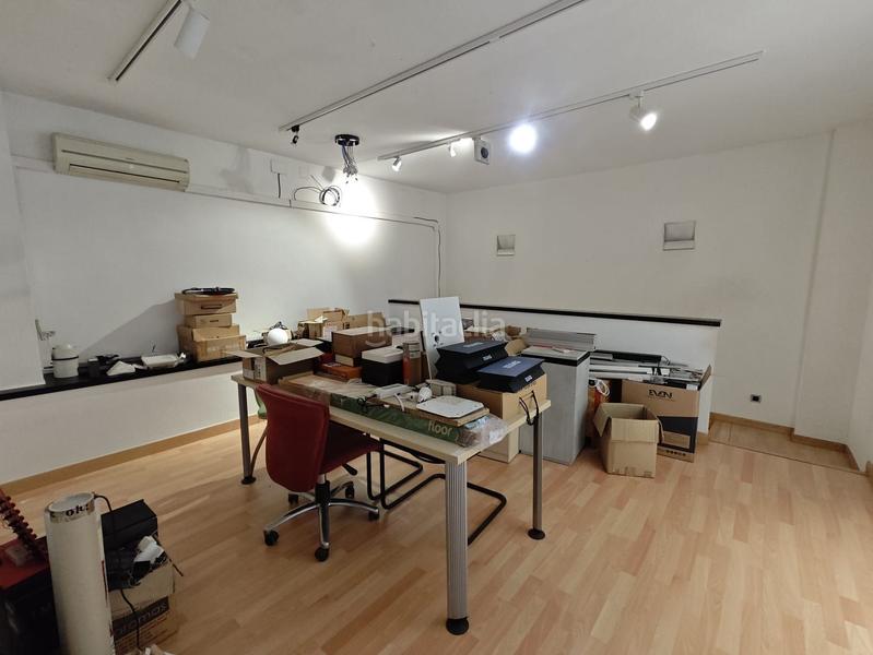 Foto 0a4b1893-3029-4f83-881c-d8171568e36d. Local comercial  con posibilidad salida de humos en Alicante