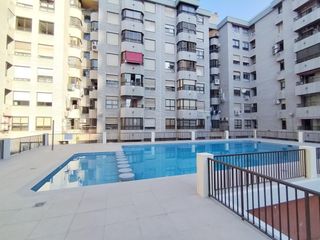 Piso en Ensanche-Diputaci�n