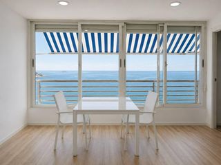Pis en Albufereta. Exclusivo apartamento reformado con impresionantes vistas al mar