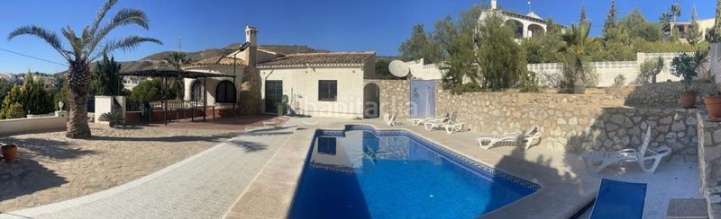 Foto de9c37af-18e6-46e5-acee-9c05a8a2294d. Xalet amb calefacció aparcament piscina a Pueblo Acantilado-Lanuza Campello (el)