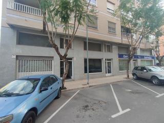 Lloguer Local Comercial a Novelda. Locales comerciales en novelda