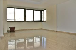 Rent Office space in Ensanche-Diputación