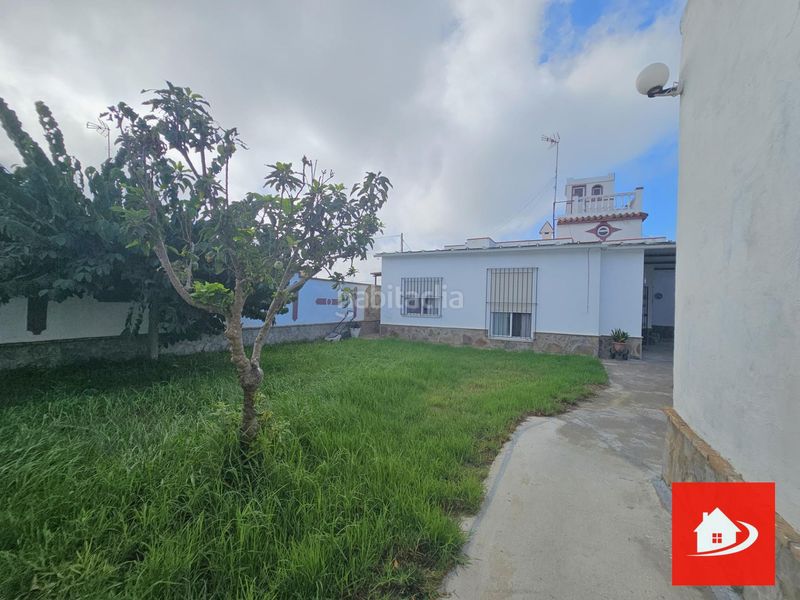 Foto df3b2b04-7bcf-4554-8c0c-8058ec0332b1. Casa amb aparcament a Chipiona norte Chipiona