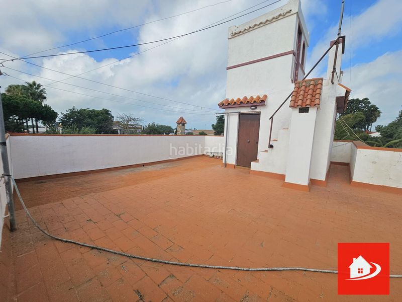 Foto e97aa359-f341-4612-abc4-758a022623ba. Casa amb aparcament a Chipiona norte Chipiona
