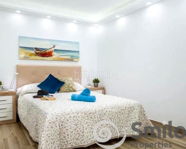 Foto 1f39a6a5-9e58-4767-a27e-5d92984a2d2d. Casa amb aparcament piscina a Playa Fañabé Alto Adeje