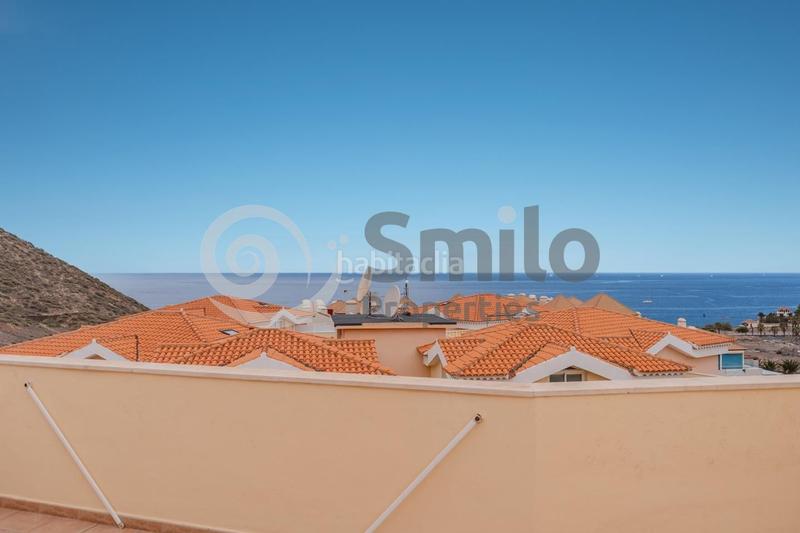 Foto e9e9f4fd-e4a4-4556-aab3-5e9d7ec9debf. Dúplex en caleta 3 oportunidad única en Los Cristianos! espectacular ático dúplex con impresionantes vistas al mar en Arona