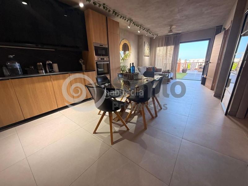 Foto 321ccb9f-95aa-48e6-af72-483dc58a9c59. Etagenwohnung mit pool in Callao Salvaje - Playa Paraíso Adeje