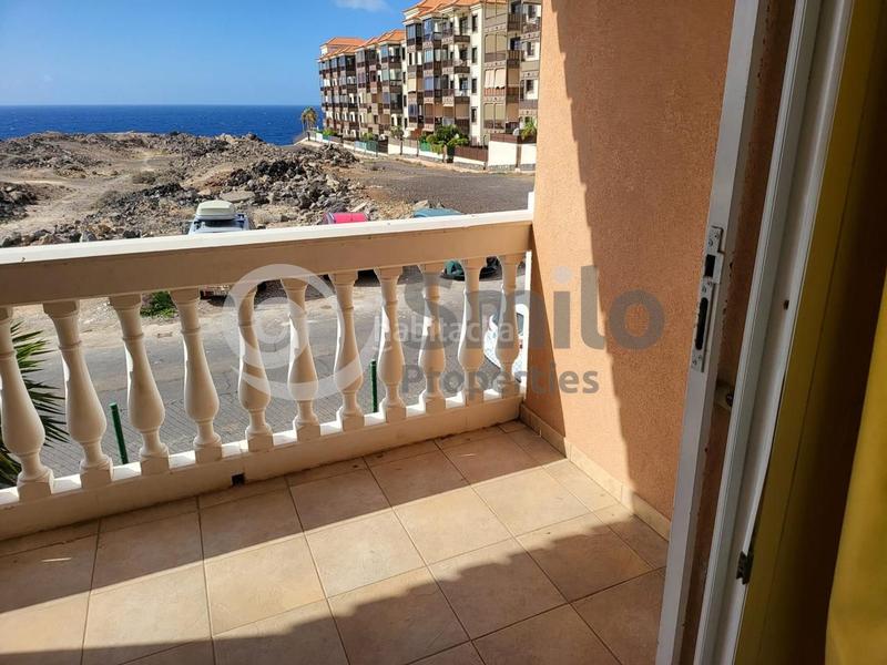 Foto b418d29d-422a-4ac4-b017-aebcc281b176. Estudio en de la te 1 tu rincón de tranquilidad con vistas al mar te espera en Costa del Silencio! en Arona