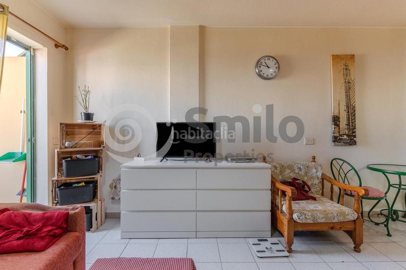 Foto 48c22a4c-103e-47c9-a6a4-c48b6f13cac2. Piso en chasna 3 oportunidad en Costa del Silencio apartamento en venta en complejo halcón en Arona